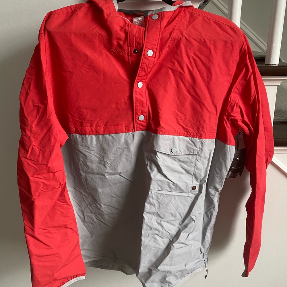 Mountain Hardware Rallay Anorak NWT